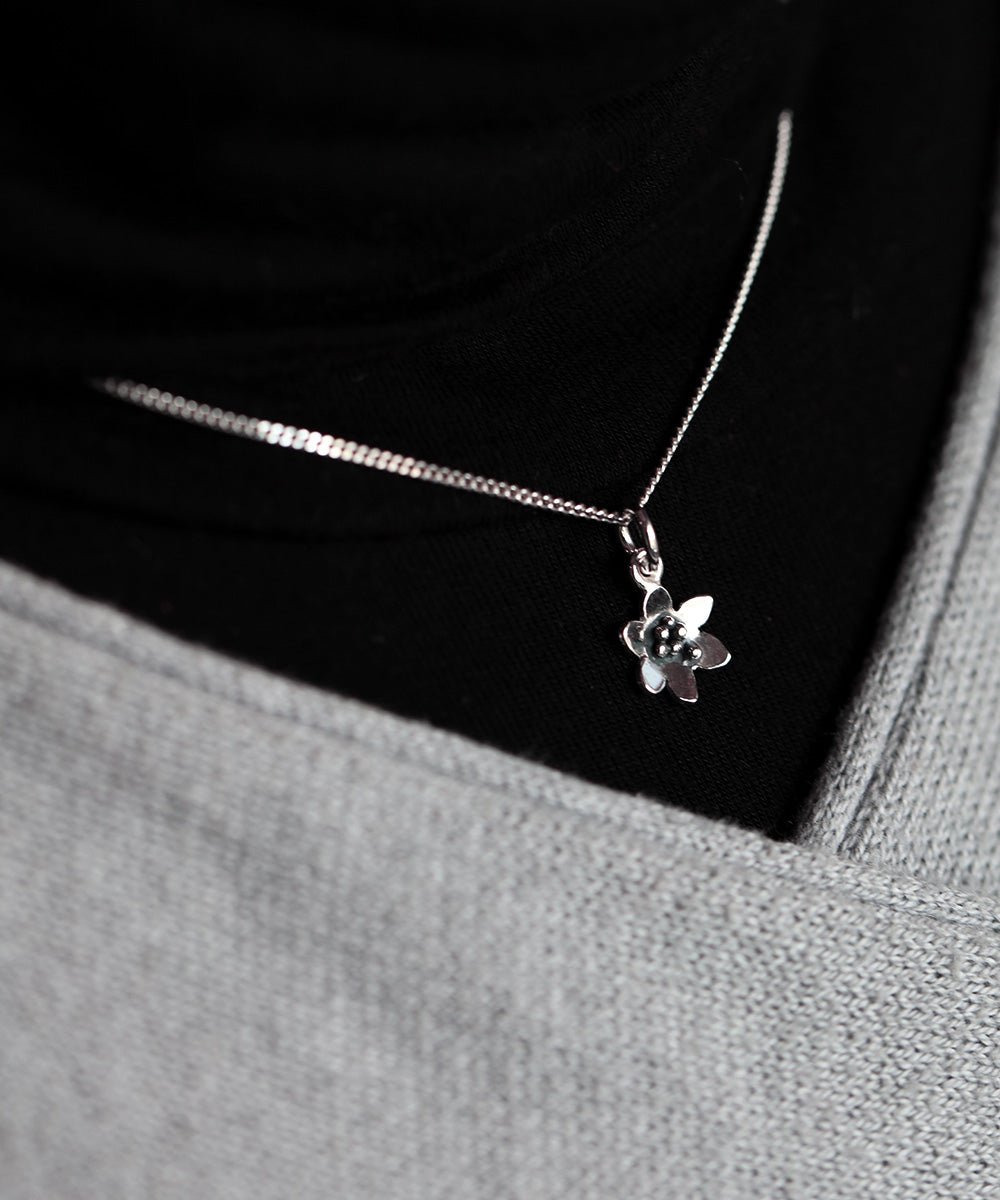 BLÅSIPPA XS halsband - Guldviva Jewellery