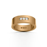 RING Rektangulär 6 mm i 18k med 3 diamanter - Guldviva Jewellery