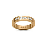 RING rektangulär 4 mm i 18K guld med 7 diamanter - Guldviva Jewellery