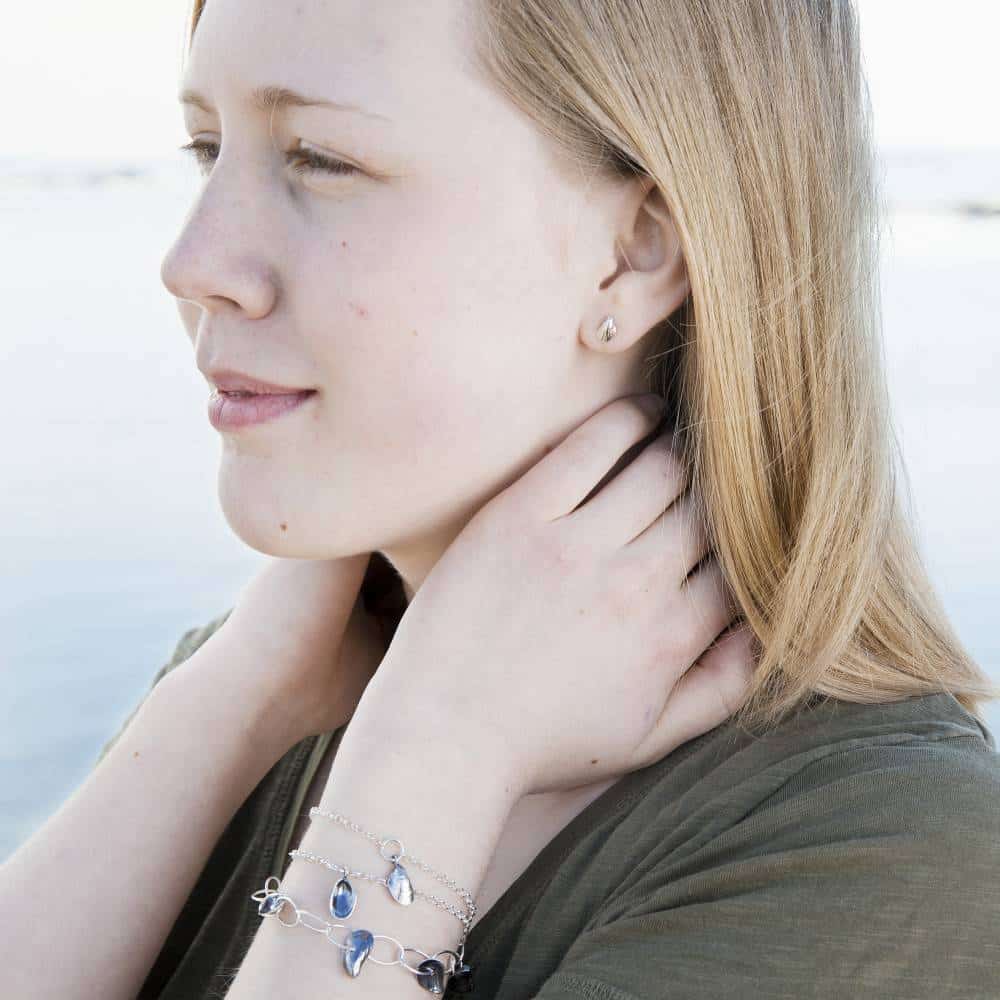 BLÅMUSSLA NÄT armband - Guldviva Jewellery