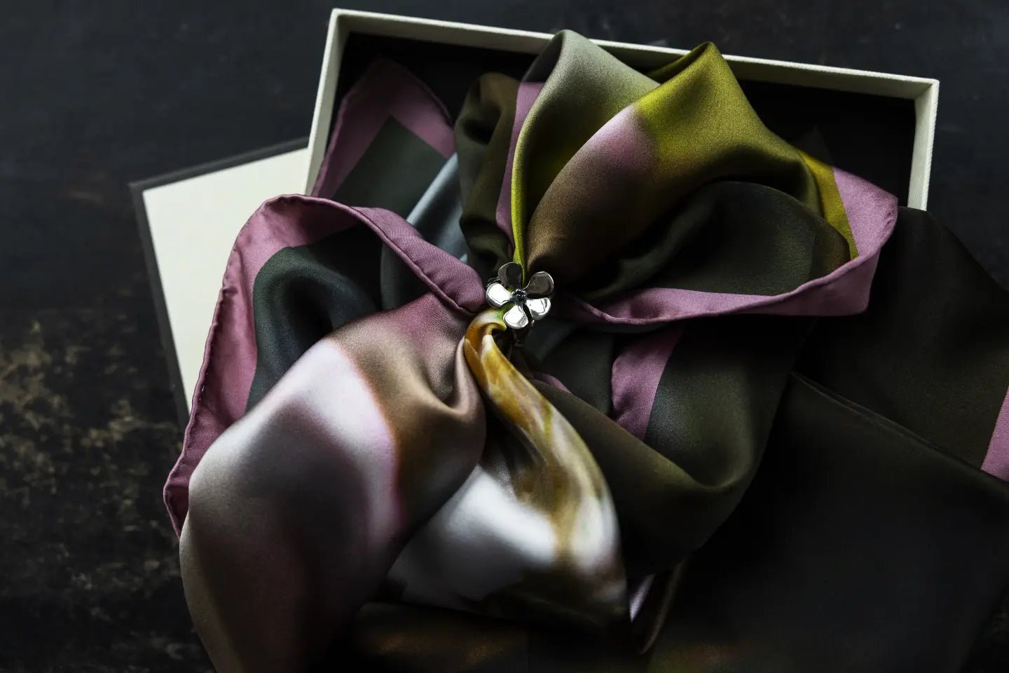 ÄPPELBLOM Scarfring - Guldviva Jewellery