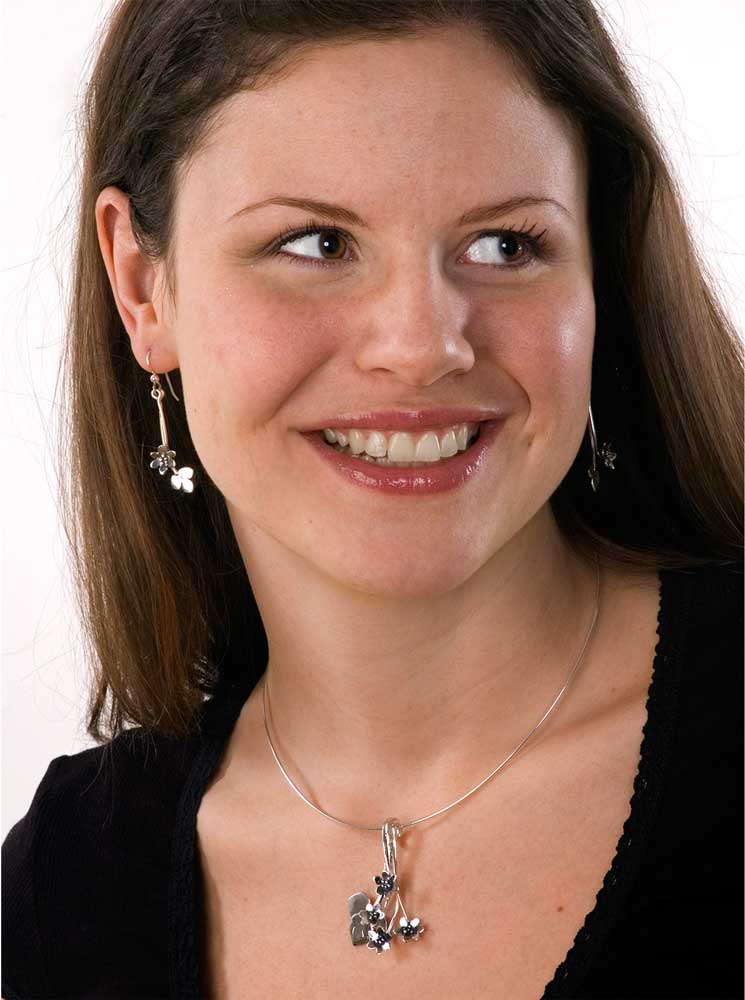 BLÅSIPPA BLAD XL halsband - Guldviva Jewellery