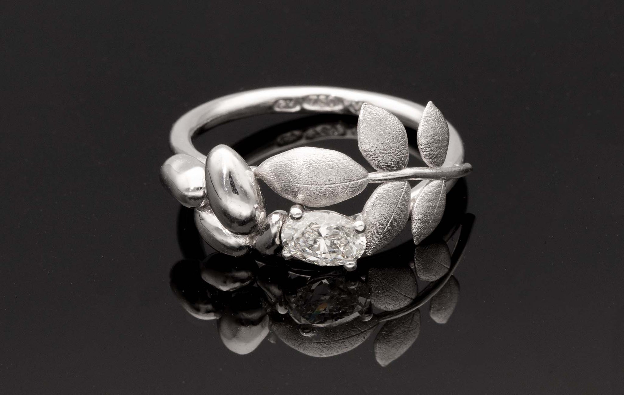 EVA 18K ring - Guldviva Jewellery